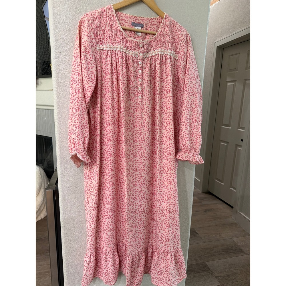 Laura Scott Pink Floral Cotton Nightgown Long Sleeve Lace Trim Ruffle Hem Medium